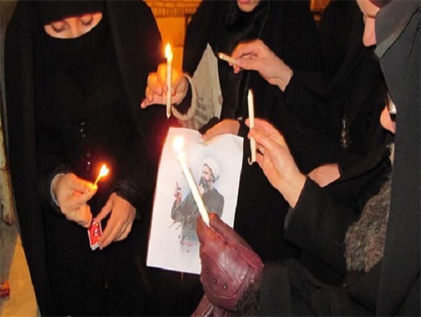 مراسم شام غریبان شیخ نمر در تویسرکان/ با دستانی سرد، شمعی برایت روشن می کنم+تصاویر