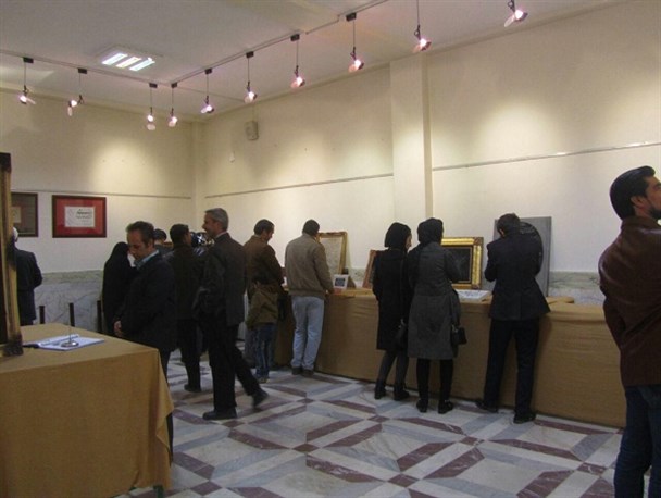 نمایشگاه آثارخوشنویسی و حجاری در تویسرکان برپا شد+تصاویر