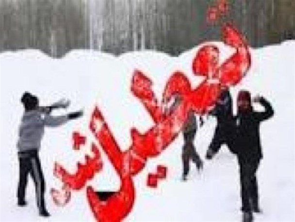 بارش برف همراه با کولاک شدید مدارس ورزقان را به تعطیلی کشاند