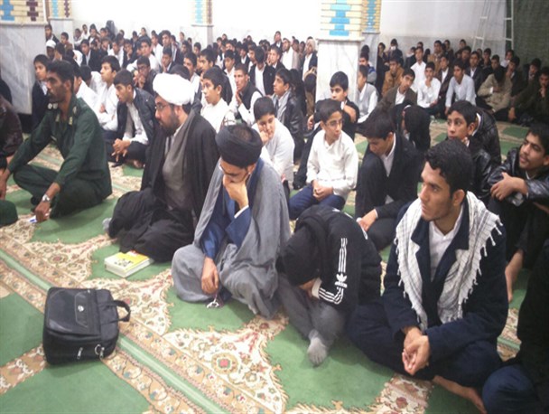 تجمع طلاب حوزه علمیه کهنوج در محکومیت اعدام شیخ نمر