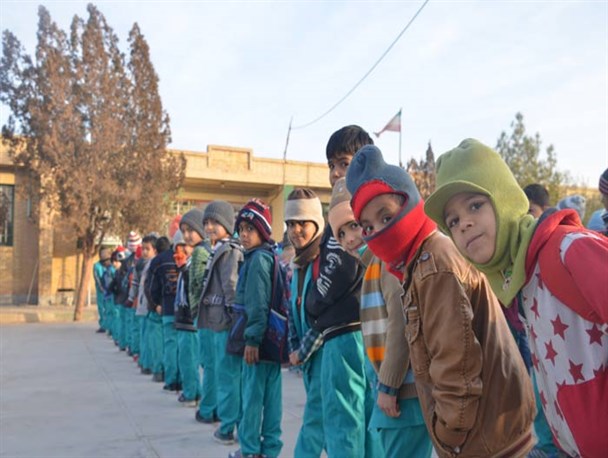 تصاویر/یک روز با دانش آموزان اردکانی