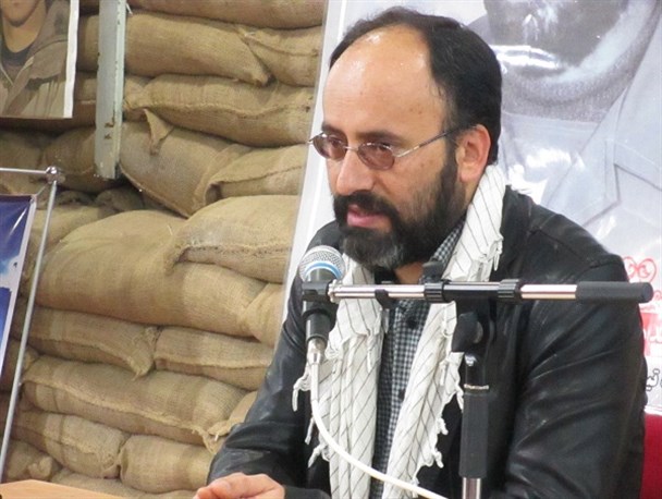 سالار عقیلی با آهنگ حماسه بصیرت دین خود را به نظام ادا نمود/ تفکر غربی یکسری از هنرمندان به بطن جامعه آسیب می زند