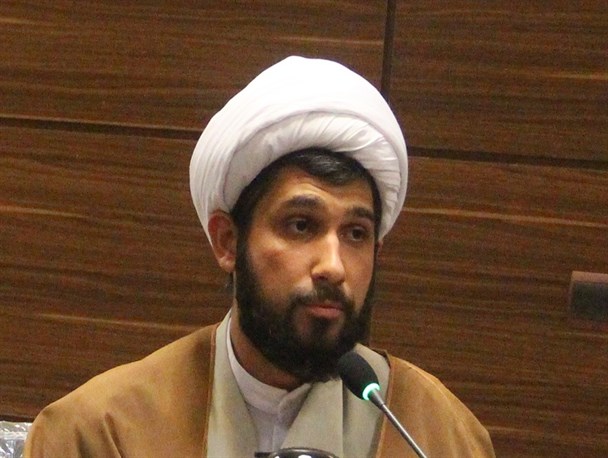 باید چون حر، آزاده به وقایع نگاه کنیم/ یکی از وظایف ما حفظ تاریخ است