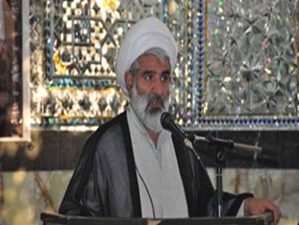 تلاش دشمن برای انحراف در مسیر اعتراض مردم/ هتاکان به حسینیه شهر بادرود مجازات می شوند