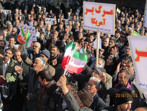 طنین‌اندازی شعار «مرگ بر منافق» و «ما اهل کوفه نیستیم، علی تنها بماند» در اسدآباد