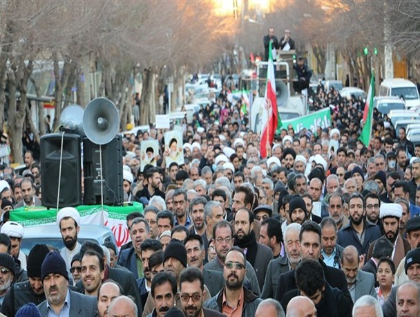 خروش مردم لنجان در محکومیت اغتشاشگران+ تصاویر