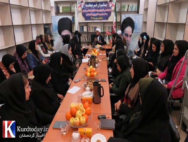 انتقاد شدید بانوان فرهیخته دهگلانی از تبعیض وعدم واگذاری پست مدیریتی به زنان