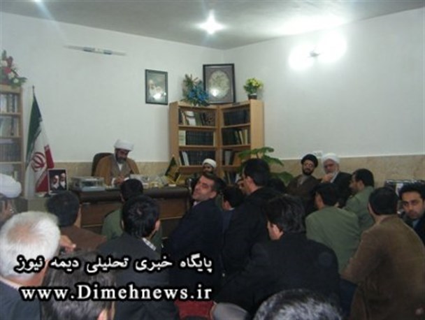 دیدار اعضای شورای اداری و شورای تامین فیروزکوه با امام جمعه