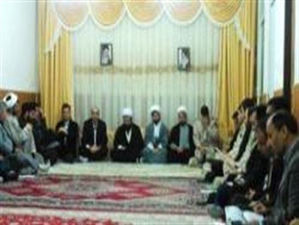 انقلاب اسلامی نه دستاورد گروه خاص بلکه هدیه الهی بود