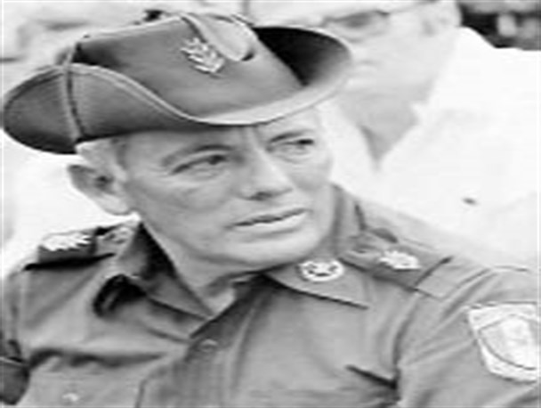 روایت ژنرال «توریخوس» از محمدرضا پهلوی/شاه، دزدی در حال فرار بود/محمدرضا «چوپن» بود!+فیلم