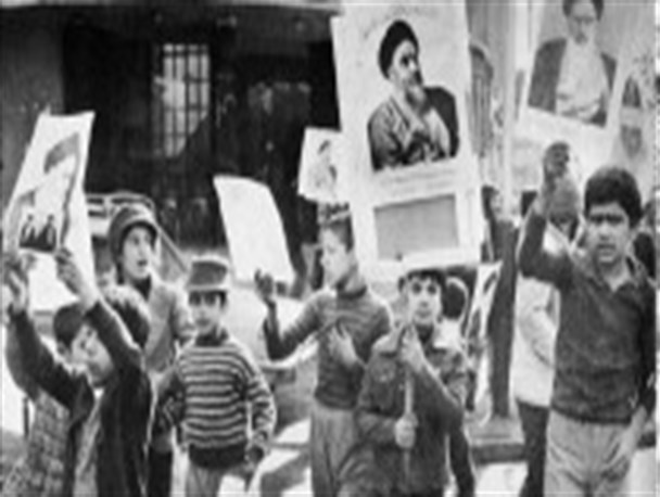 ماجرای حضور مامورین کلانتری در دبیرستان حکیم سنایی