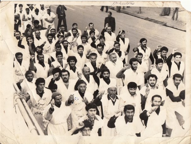 تصاویر ماندگار از کفن پوشان فریدونکناری در سال 57