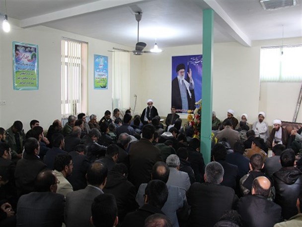 دیدار مسئولین با امام جمعه اسفراین در دهه ی فجر