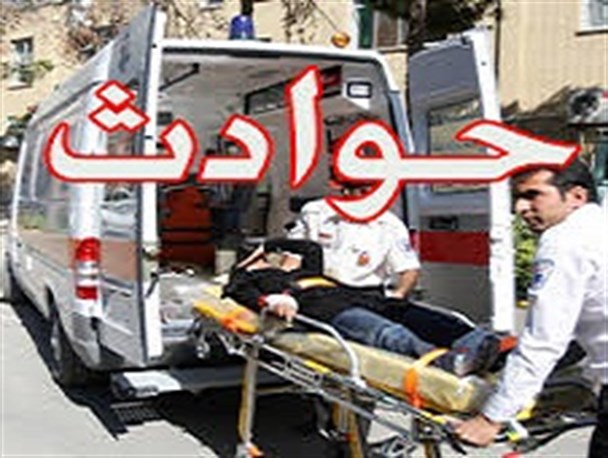 برخورد پراید با وانت نیسان دو مصدوم بر جای گذاشت