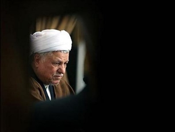 امام خمینی: «هرکس بگوید رای شورای نگهبان کذا است مفسد است»