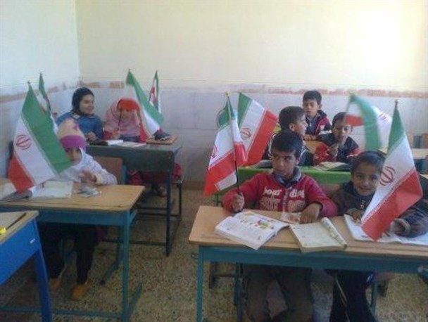 برگزاری مراسم جشن انقلاب در مدارس بخش ماهیدشت