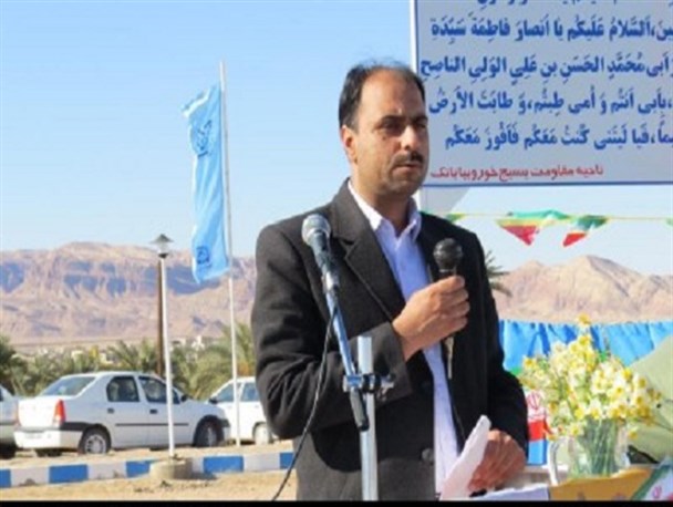 نواختن زنگ انقلاب در مدارس تاکید بر علم آموزی دارد