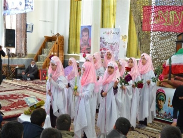 گزارش تصویری از یادواره شهدای فرهنگی و دانش اموز شهرستان چاراویماق