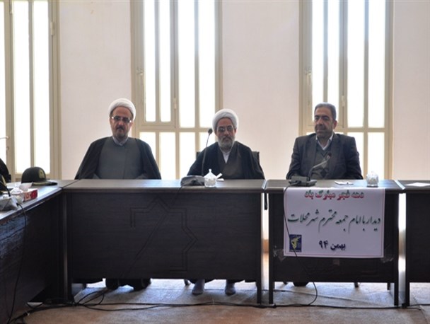 آمادگی در حکومت اسلامی منحصر به آمادگی نظامی نیست/ همه ما مسئولین باید برای نشان دادن کارآیی نظام تلاش کنیم