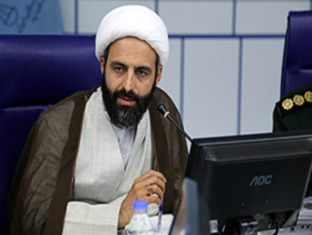 ادبیات انقلاب اسلامی قانون‌گریزی را نمی‌پذیرد/ هجمه علیه آیت الله جنتی خطایی جبران ناپذیر است
