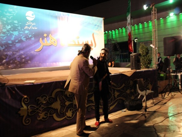 نمایش « سهرابی دیگر» در خیابان های کیش اجرا می شود