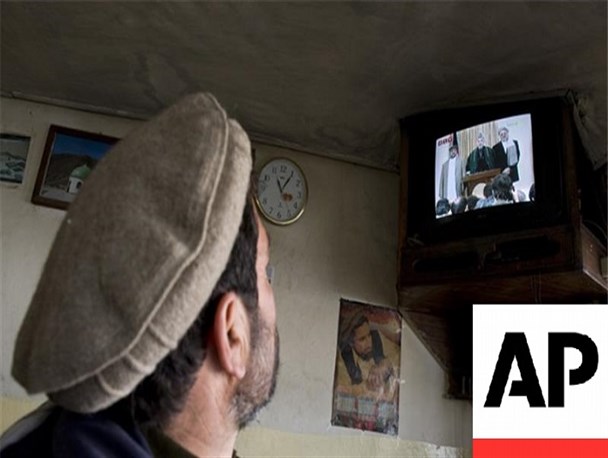 آسوشیتدپرس: روزنامه‌نگاران افغانستانی زیر خط آتش طالبان/ بعد از هجوم آمریکا به افغانستان، خشم و خشونت در برابر رسانه‌های افغانستانی افزایش یافته است
