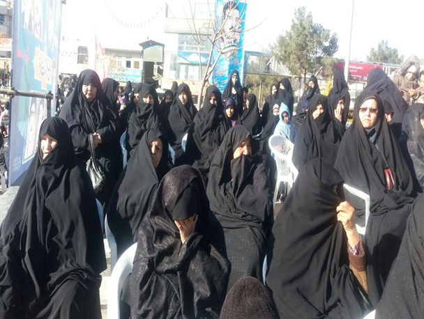 حضور پرشور بانوان بیرجندی در مراسم سالروز ورود امام خمینی(ره)