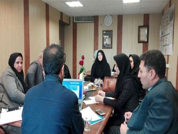 تقدیر از مراقب سلامت برتر در ورود اطلاعات به سامانه ی سیب