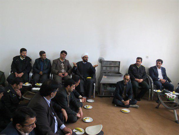 بصیرت و وحدت عامل پیروزی انقلاب اسلامی است