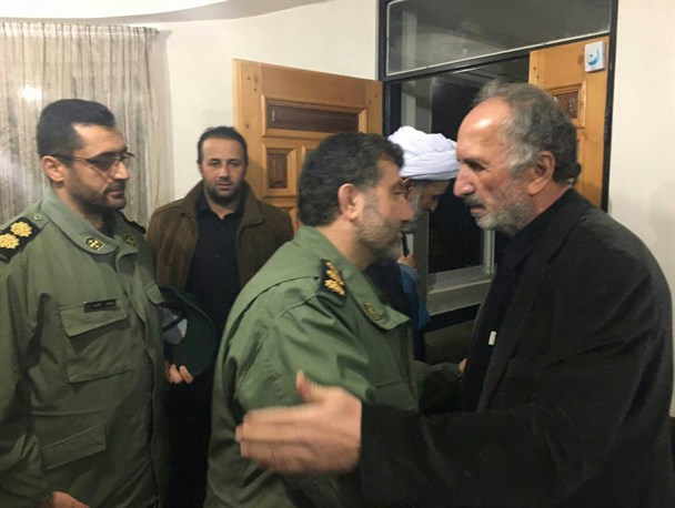 دیدار معاون هماهنگ کننده سپاه قدس گیلان باخانواده شهیدمحسن روحانی