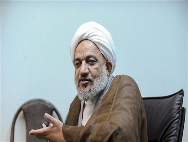 دشمن به دنبال التقاطی کردن اهداف انقلاب است/ امروز نق‌زدن‌ها مخصوص کسانی است که در انقلاب دنبال دکان بودند
