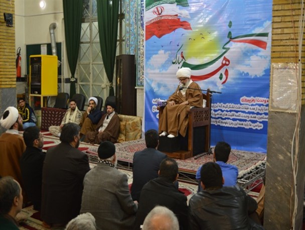 جشن دهه فجر در بومهن برگزار شد