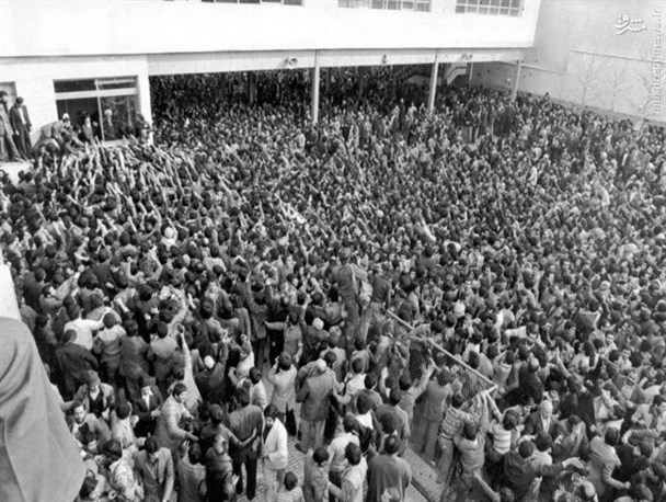 سریال معمای شاه ۱۲ بهمن۵۷ را تحریف کرد + عکس