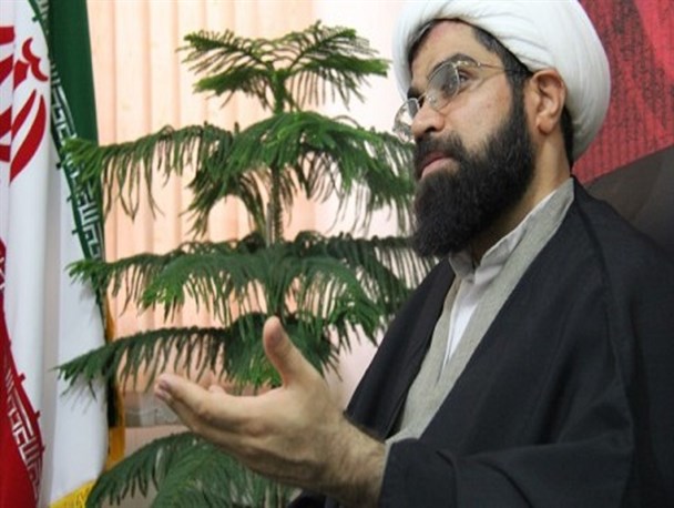 مسئولین صدای ائمه در تریبون نماز جمعه را بشنوند/ دولتمردان در نشست مشترک با امامان جمعه سیستان قصور خود را پذیرفتند