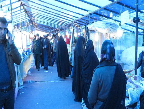 برپایی نمایشگاه تولیدات داخلی با محوریت اقتصاد مقاومتی در شهرستان دهگلان/ با حمایت از تولید داخلی زمینه را برای اقتصاد مقاومتی و رونق اقتصاد کشور فراهم کنیم