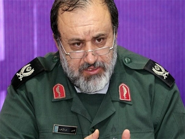مردان مرد در همه احوال ایستاده‌اند