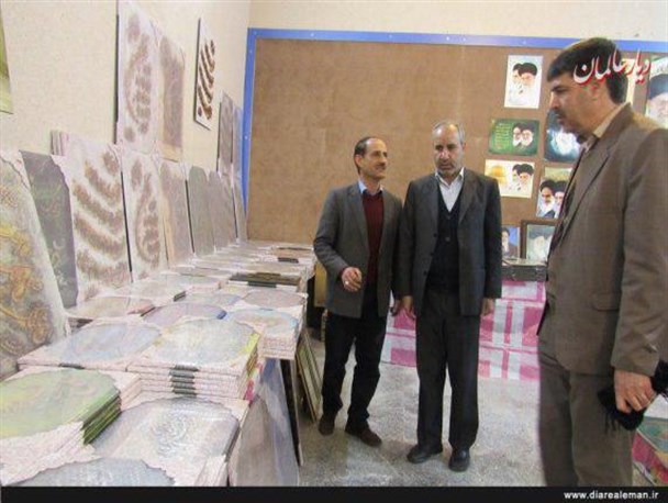 ۶۰۰ عنوان کتاب در نمایشگاه بنیاد شهید گلپایگان به نمایش درآمد