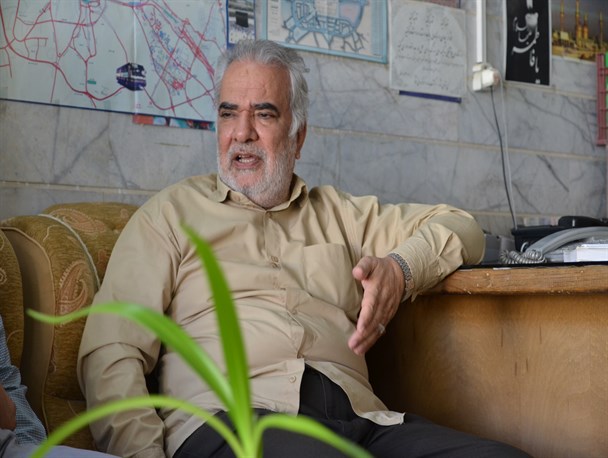 به عنوان گرداننده تظاهرات 57 در اردکان زندانی شدم/تغییر نام خیابان‌ها در اوج قدرت شاه؛ اردکان را در کشور شاخص کرد