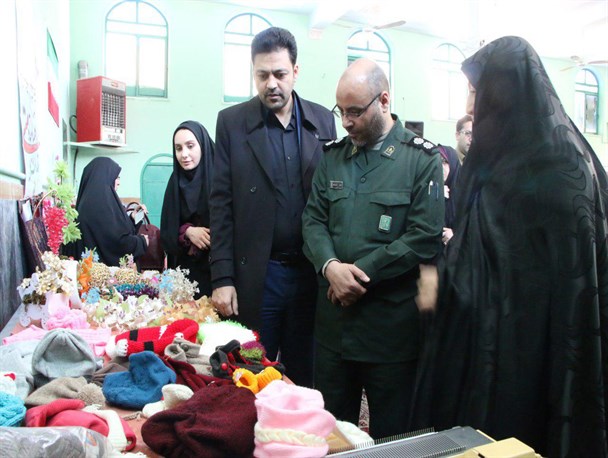 افتتاح نمایشگاه اقتصاد مقاومتی فتح المبین در کهریزک