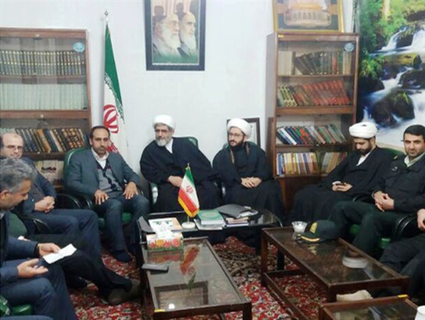انقلاب اسلامی ایران براساس مبانی دینی و ولایتمداری مردم محقق شد