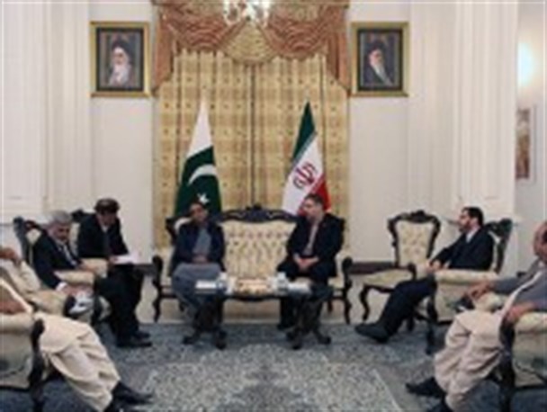 رییس مجلس ایالت بلوچستان پاکستان وارد مشهد شد