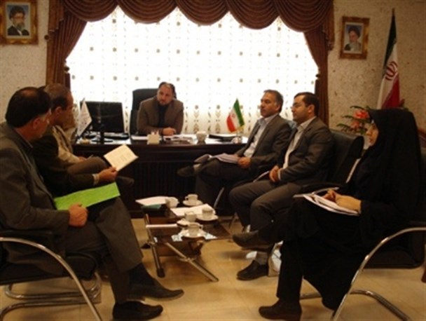 آخرین جلسه کارگروه کنترل جمعیت حیوانات ناقل بیماری در فراهان برگزار گردید