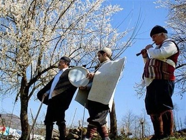 آیین نوروزخوانی در مازندران