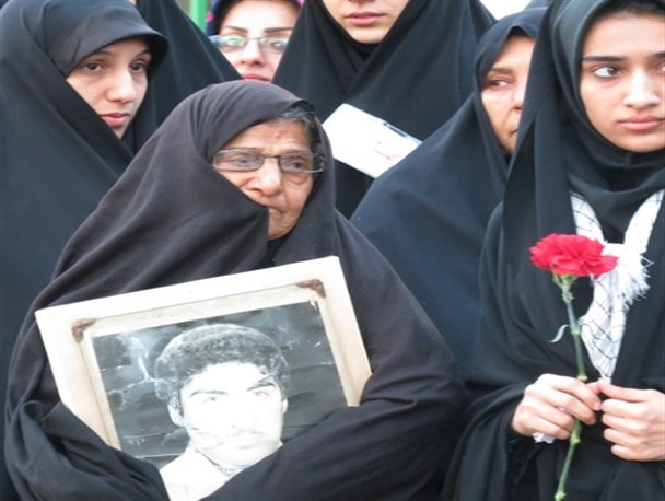 مراسم وداع با شهدای گمنام در گنبد برگزار شد