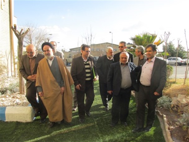 تصاویر همایش خیرین برای ساخت زائرسرای استان مرکزی در مشهد