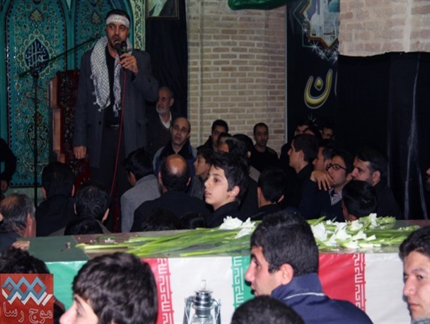 وداع زنجانی‌ها با شهید گمنام دفاع مقدس+تصاویر