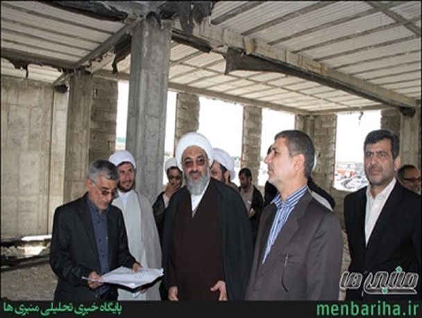 آیت الله صفایی بوشهری از مدرسه علمیه خواهران اهرم بازدید کرد+ تصاویر