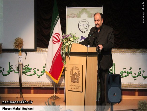 خرید روزانه ۲۰۰ تن شیر برای تضمین قیمت آن/ صنعت کشاورزی به سمت اقتصادی شدن حرکت نکند، تعطیل می شود