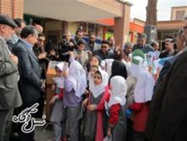 زنگ نیکو کاری در دبستان دخترانه شاهد بیرجند به صدا در آمد