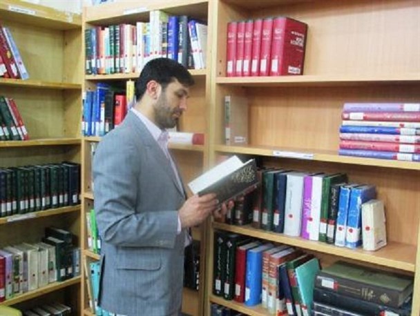 احداث یک کتابخانه در اندیمشک پس از ۱۸ سال /مدیران چقدر به کتاب و کتابخوانی اهمیت می دهند